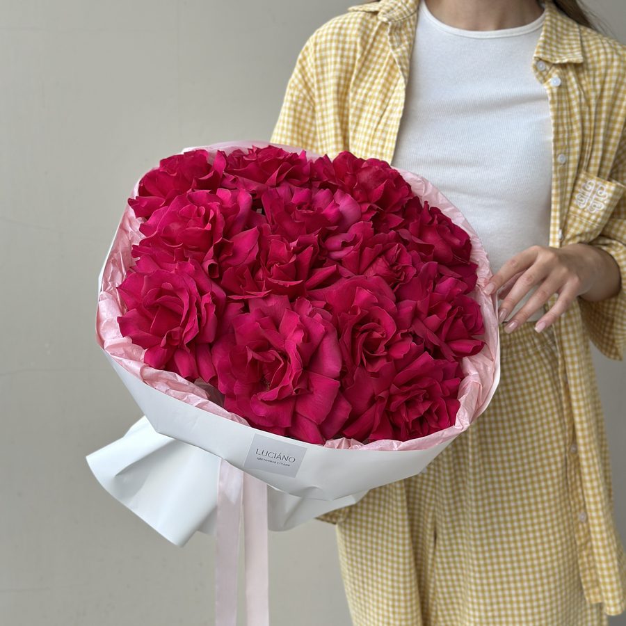 Моно-букет из французских роз сорта Gotcha - 13 шт