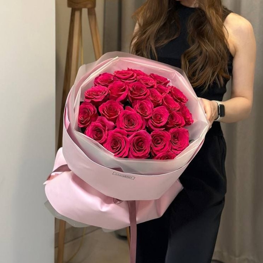 Моно-букет из роз Gotcha - 25 шт