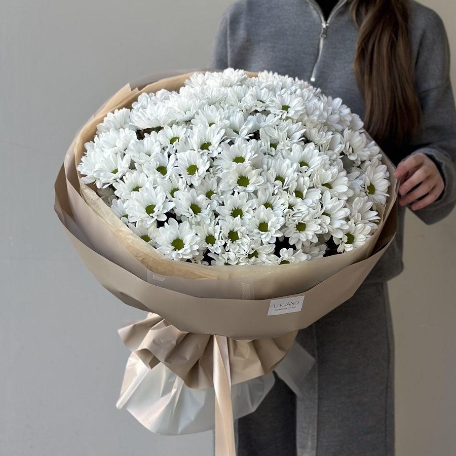 Моно букет из ромашковых хризантем - 19 шт