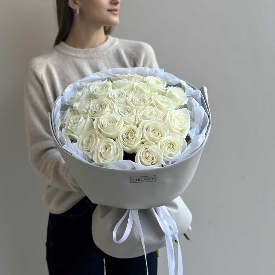 Моно-букет из роз Playa Blanca - 25 шт