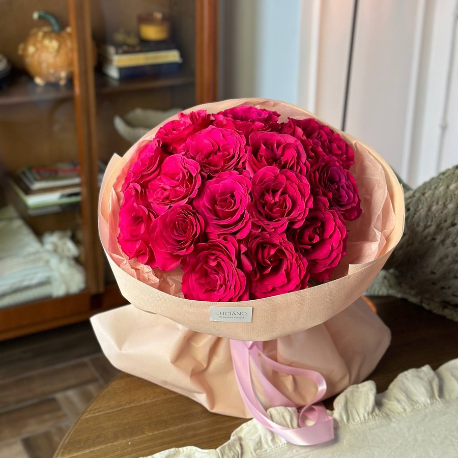 Моно-букет из роз gotcha 17шт