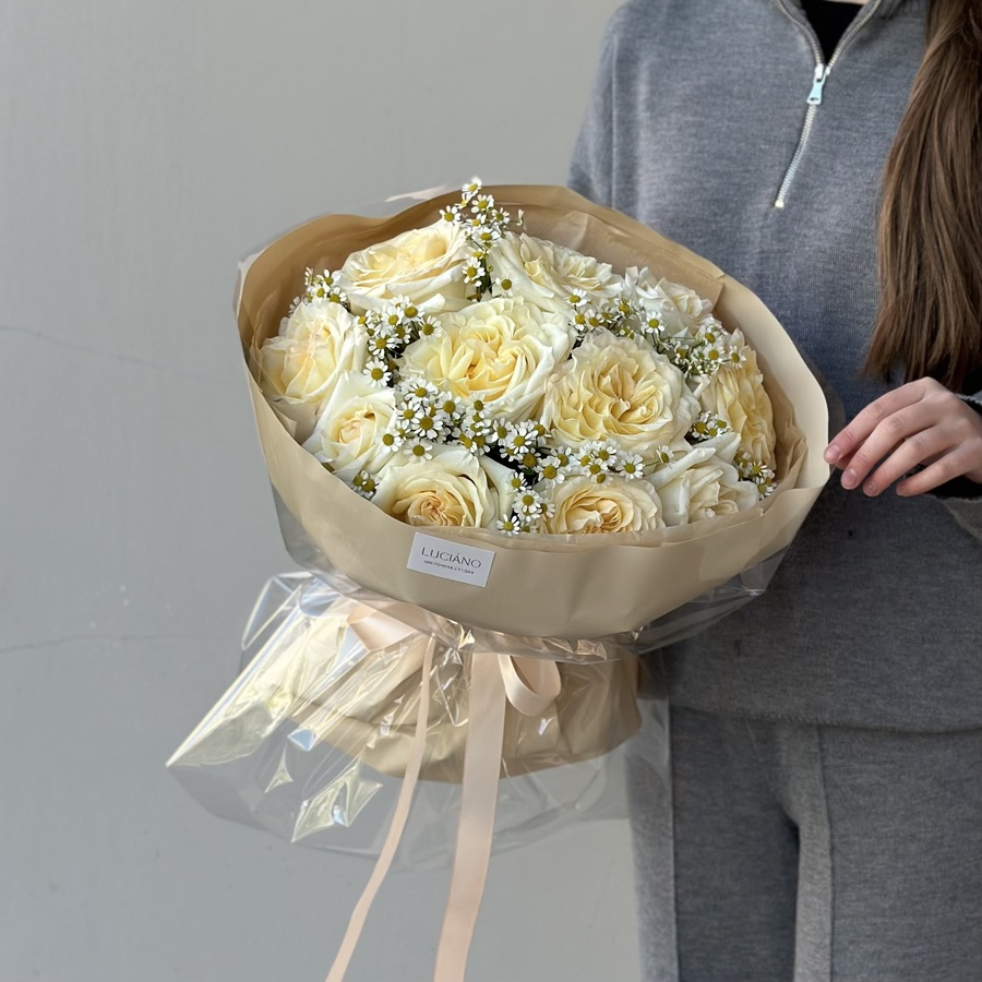 Дуо букет из роз Candlelight и танацетума