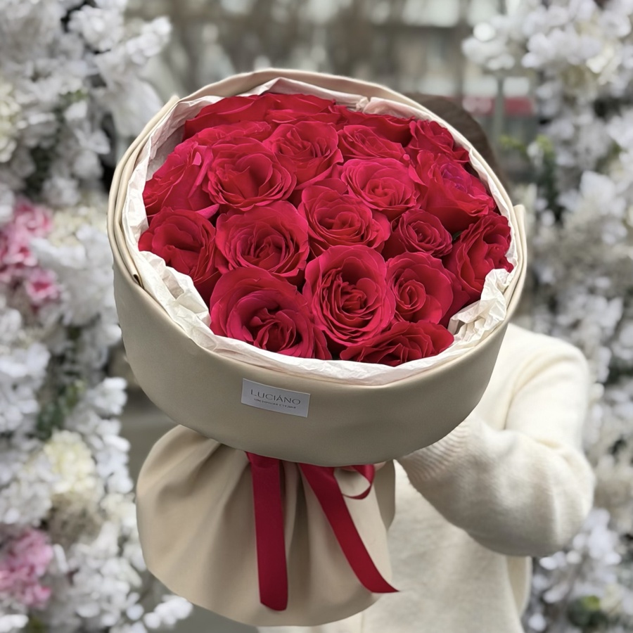 Моно-букет из роз Gotcha - 21 шт