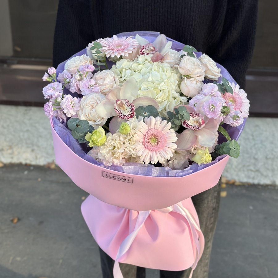 Авторский букет с маттиолой