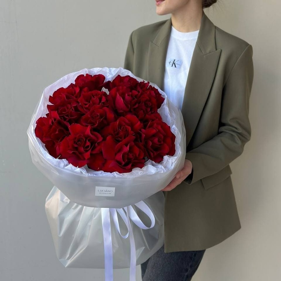 Моно-букет из французских роз Explorer - 15 шт