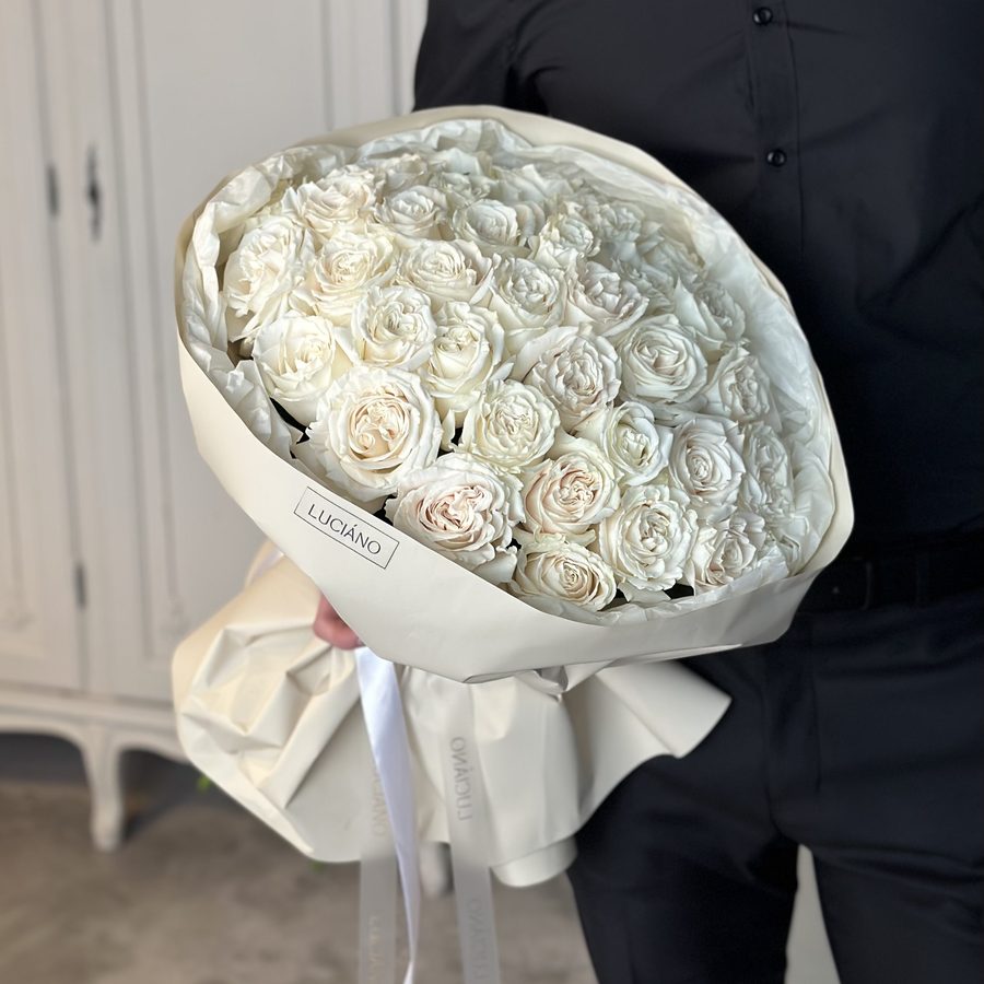 Моно букет из роз Playa Blanca - 35  шт