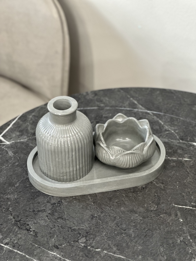 Гипсовый набор в сером цвете