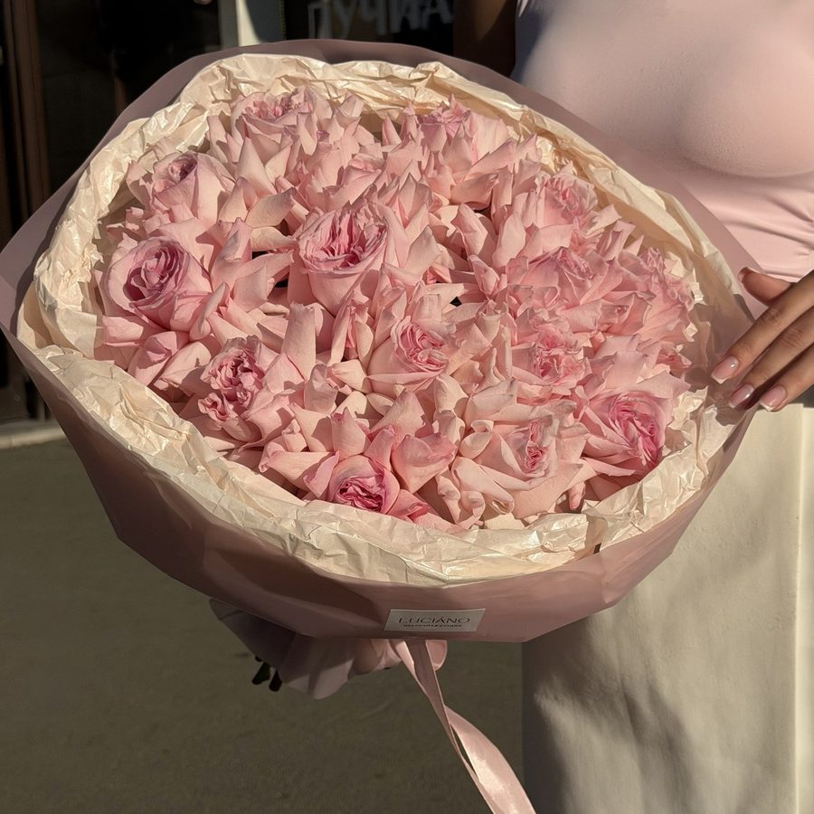 Моно-букет из французских роз Pink O'hara - 15 in